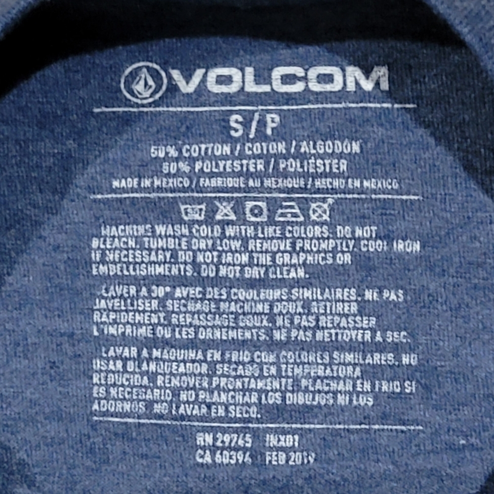 Volcom Blue Graphic Tee With Logo Youth Boys Small NWOT - Picture 3 of 3